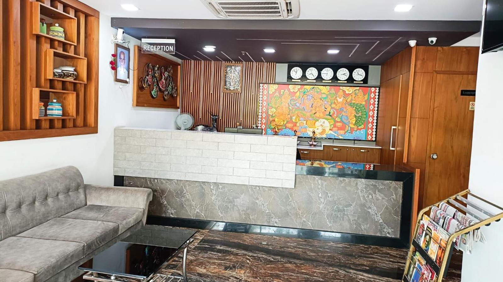 Kallada Mamatha Motels Kunnamkulam Exterior photo